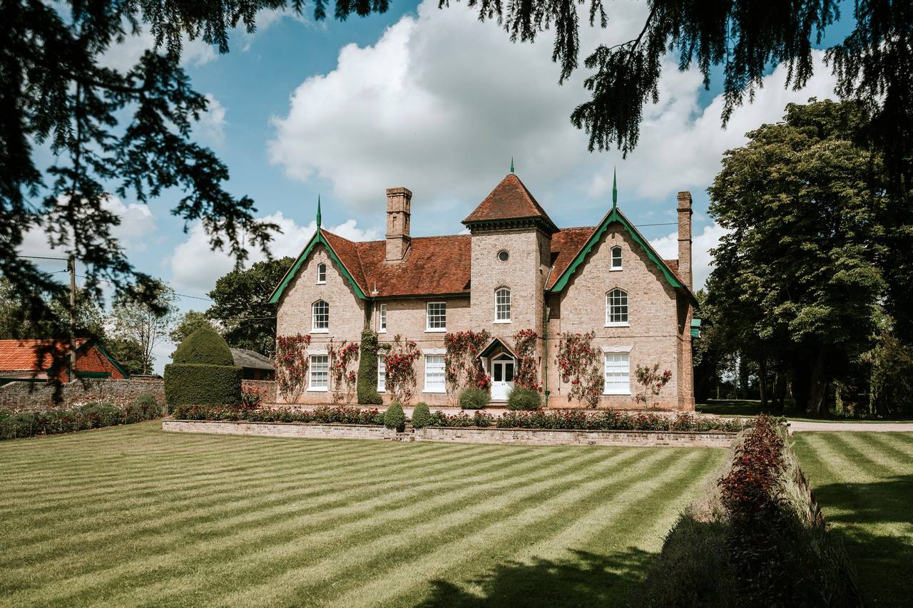 Smeetham Hall Barn Wedding venue Sudbury (Suffolk-Essex Border), Essex ...