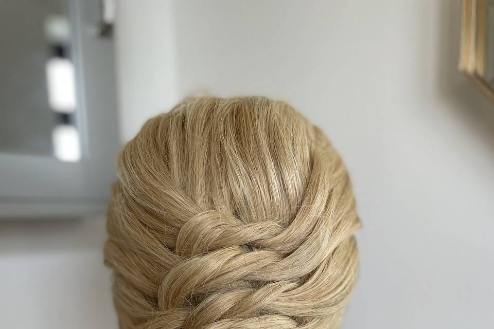 Bridal party hair
