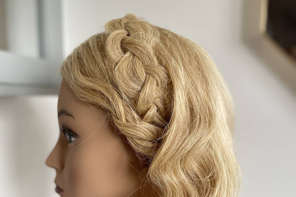 Bridesmaid hair