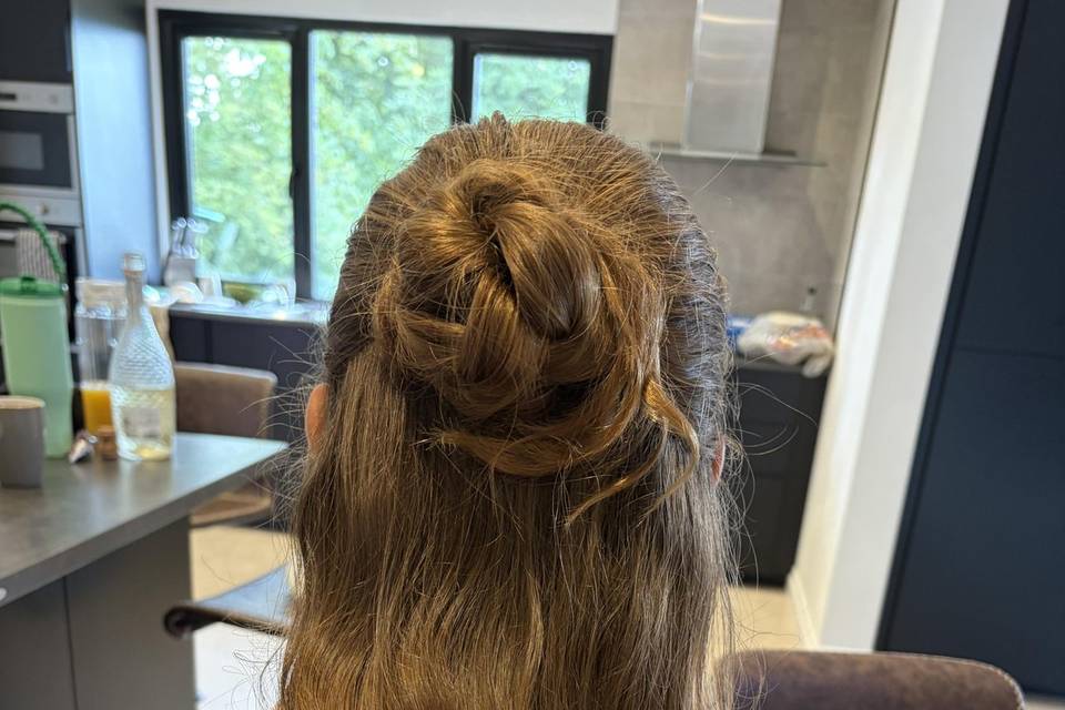 Flower girl hair