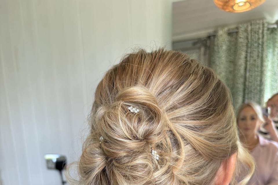 Bridesmaid hair