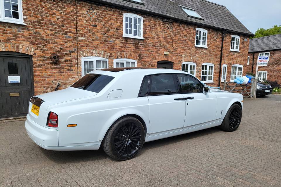 Rolls Royce Hire Cheshire  Rolls Royce Ghost Wedding Car Hire