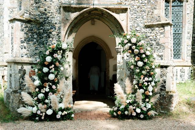 Luxury Wedding Floral Arch