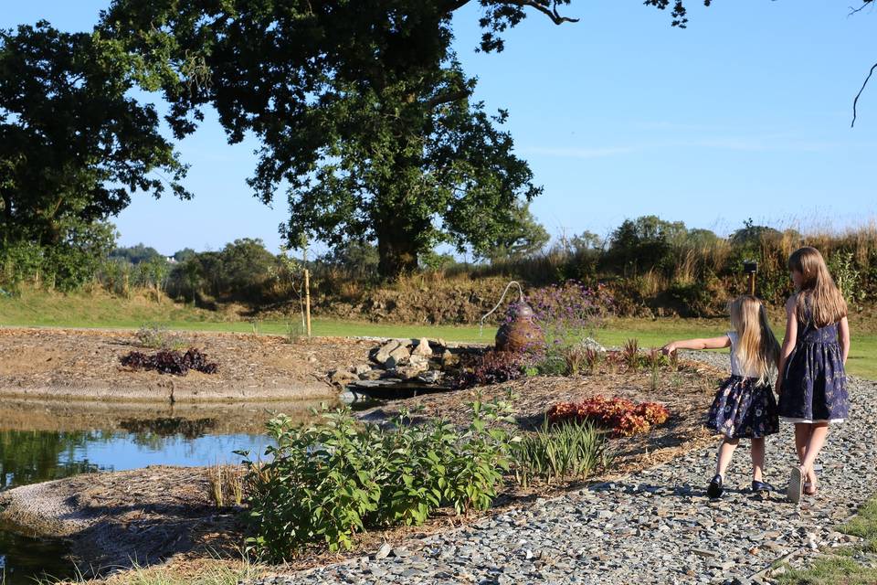 Treguddick Pond Path