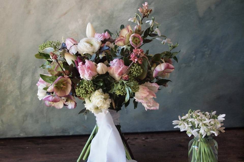 February wedding bouquet