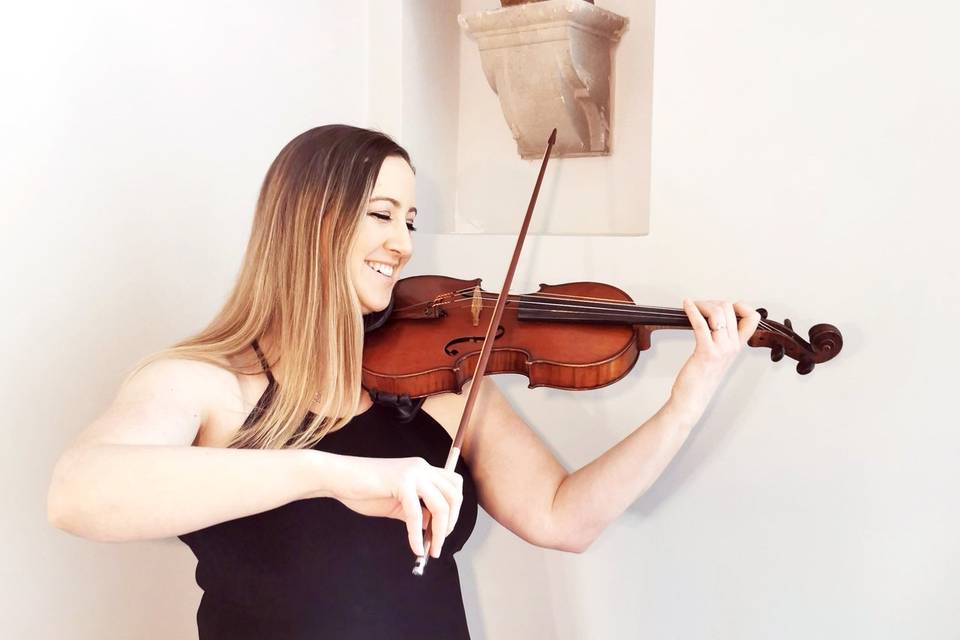 Laura Seymour violin 1