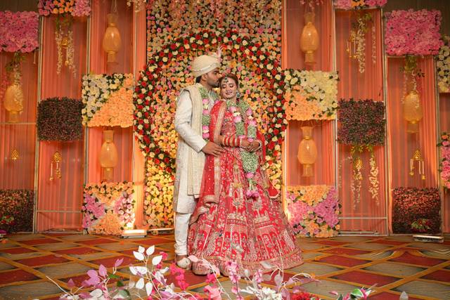 Wedding Picture Moment