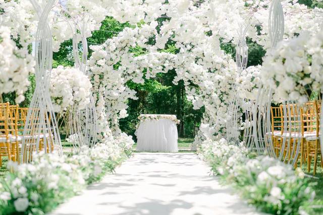 The White Meadow Aisle”
