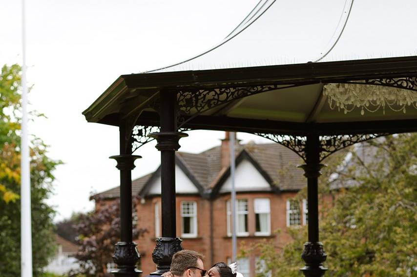 COUPLE