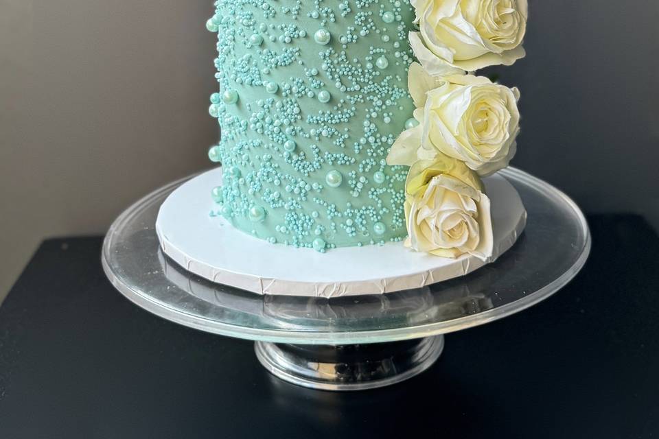 Sprinkle stunner single tier