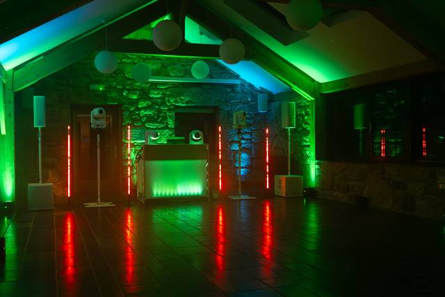Tom Barker | DJ in Cornwall