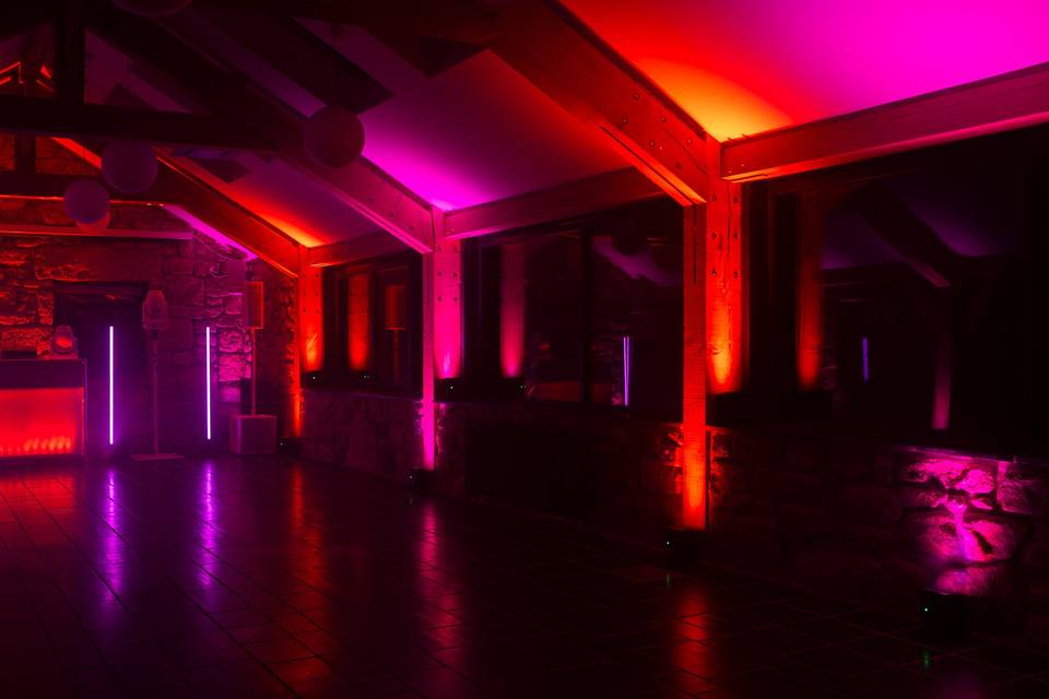 Tom Barker | DJ in Cornwall
