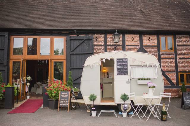 Edna Vintage Caravan Photo Booth