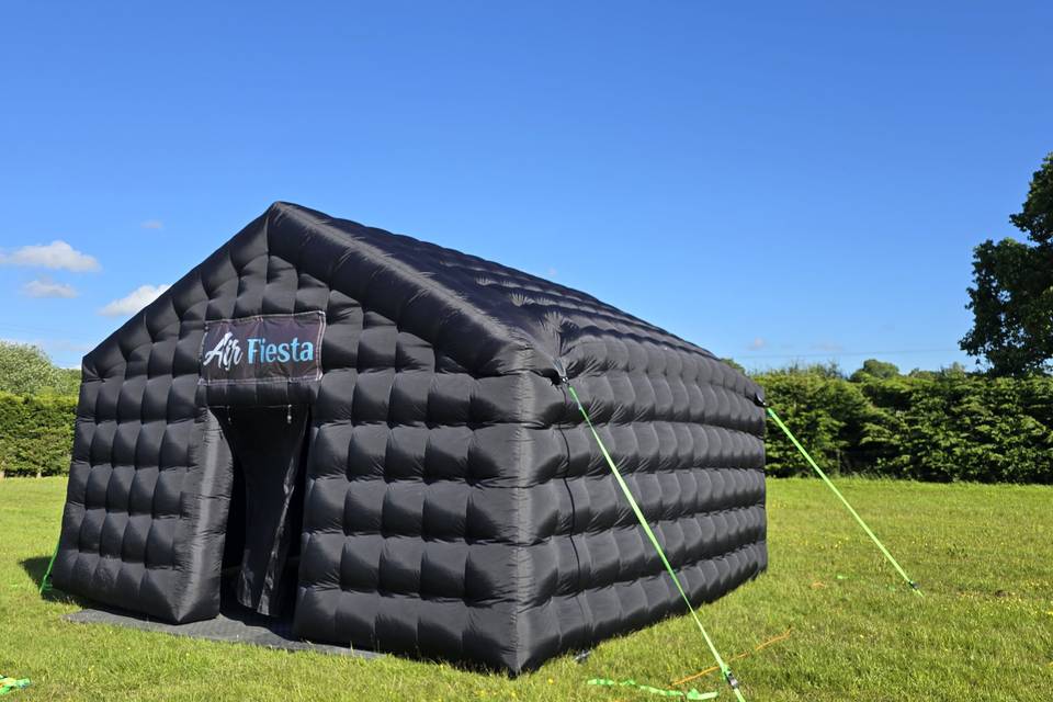 Nightclub tent