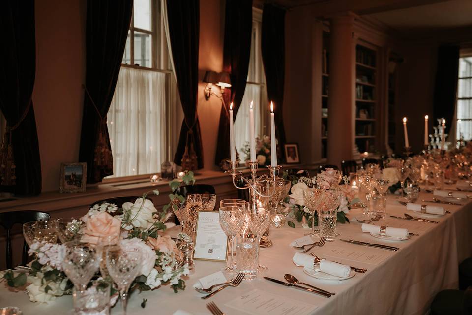 Table with names and placename