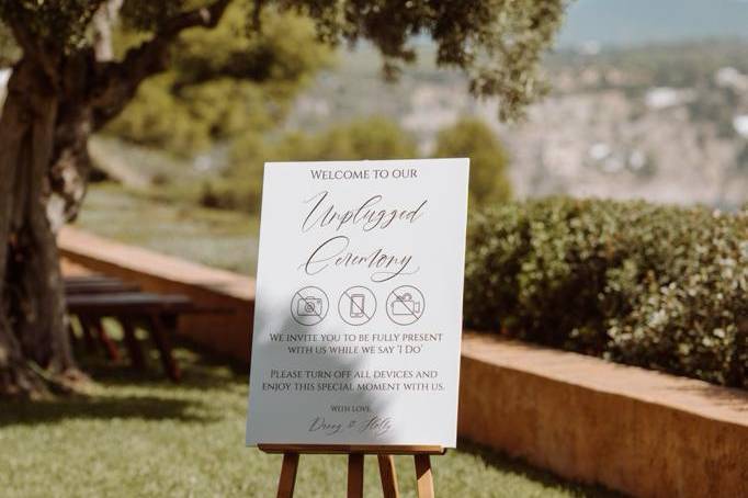 Unplugged ceremony sign