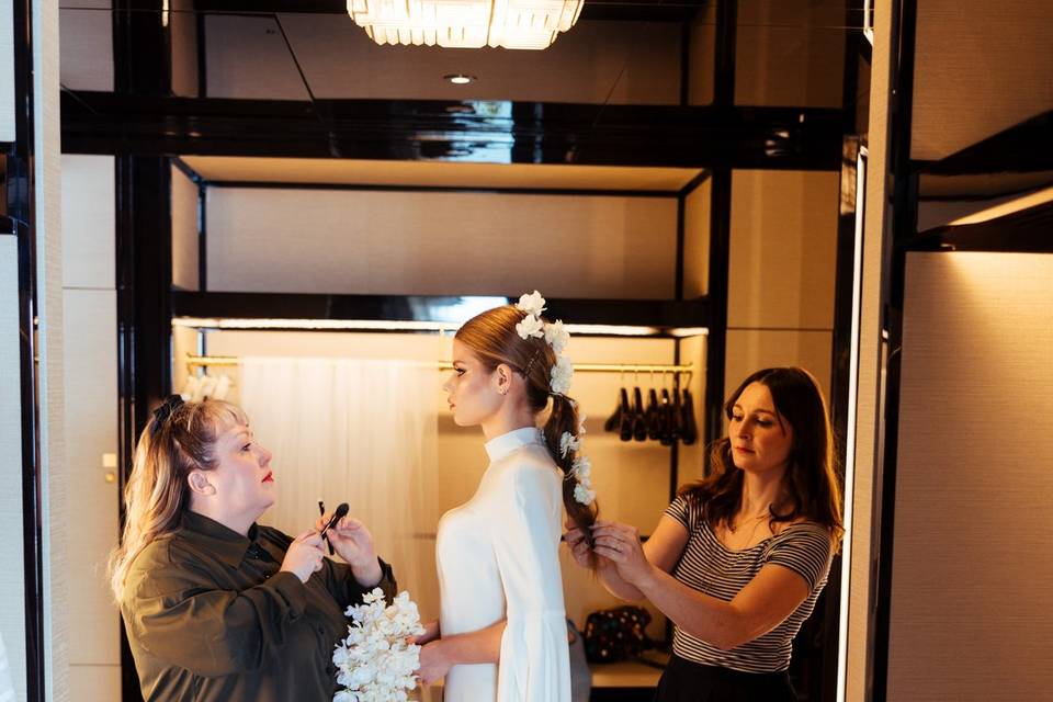 Hair & Makeup Touchups