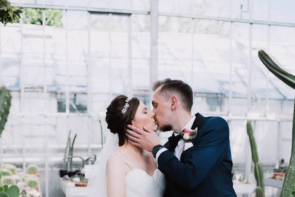 Summer Romanian Wedding
