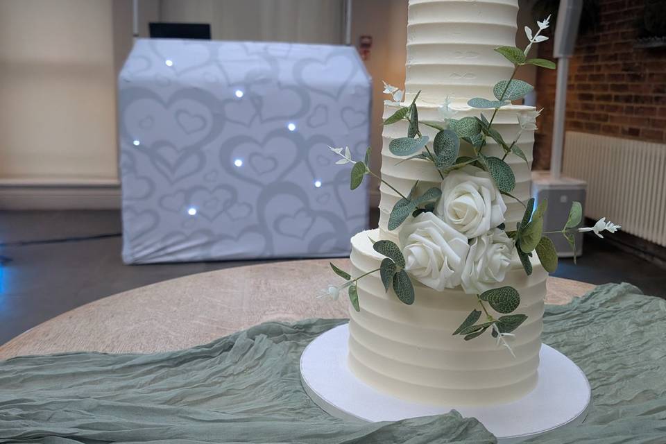 Original booth in white with g