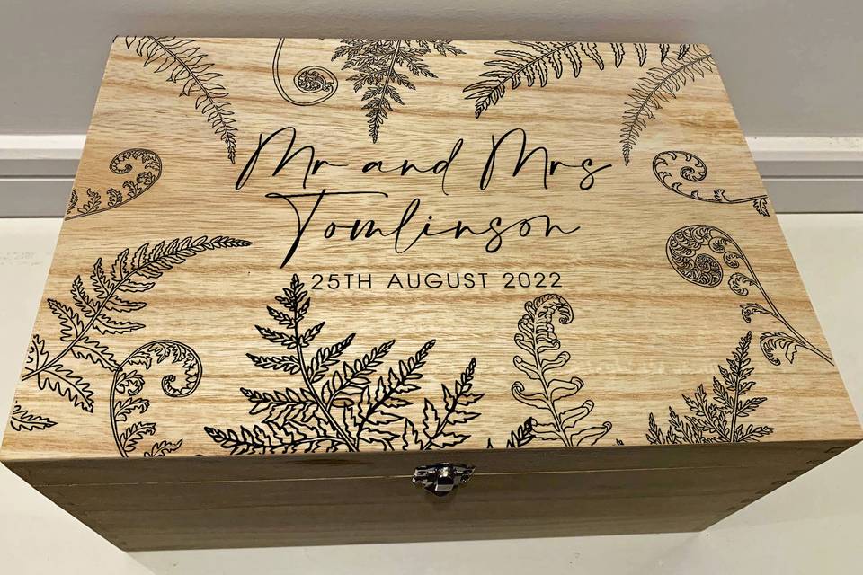 Memory box with ferns