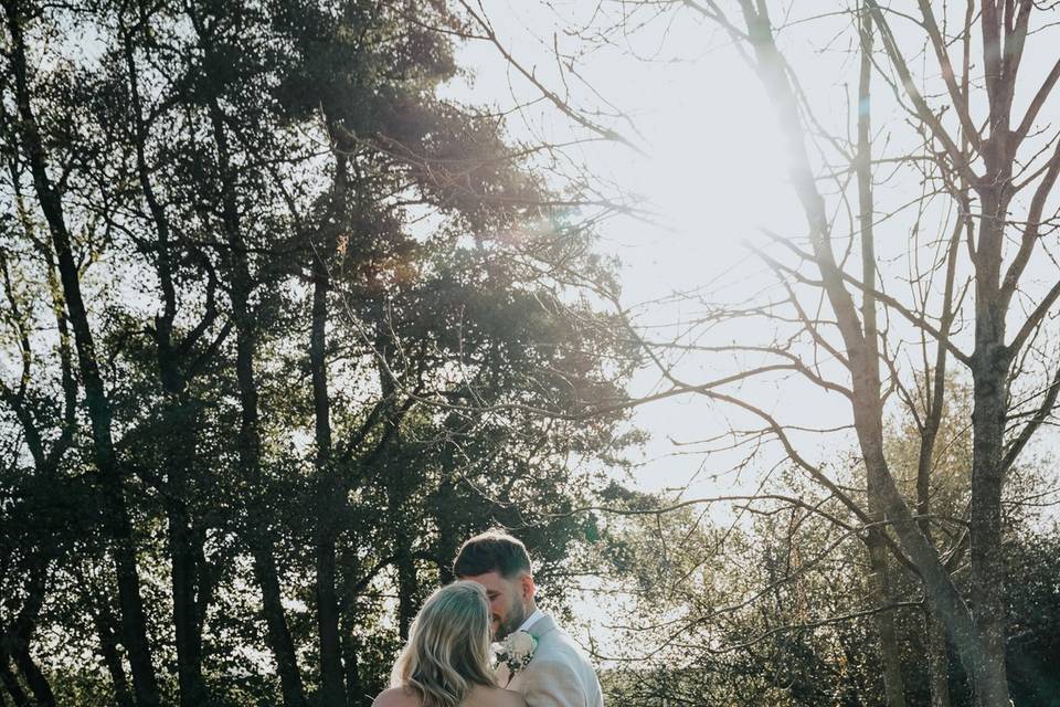 Hanbury Barns Wedding Venue