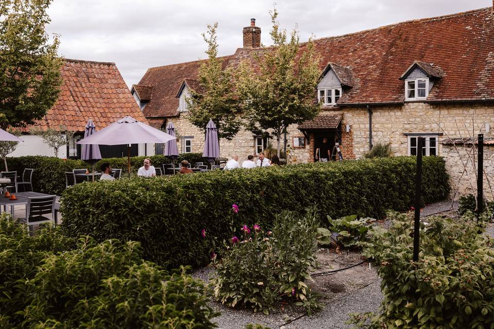 Beautiful Buckinghamshire Wedd