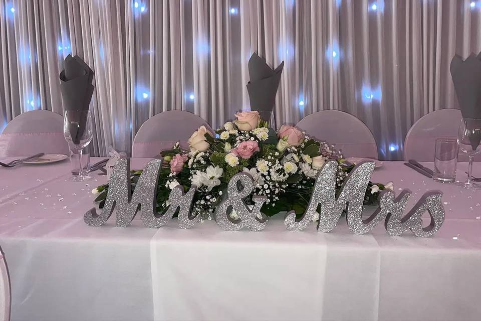 Head table