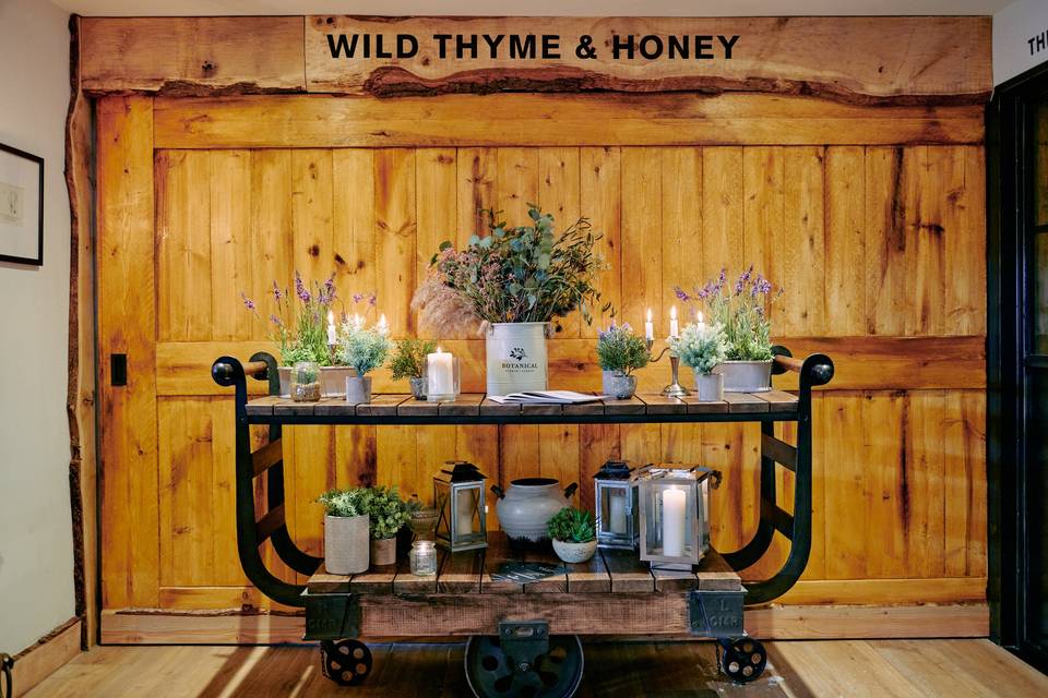 Wild Thyme & Honey Suite