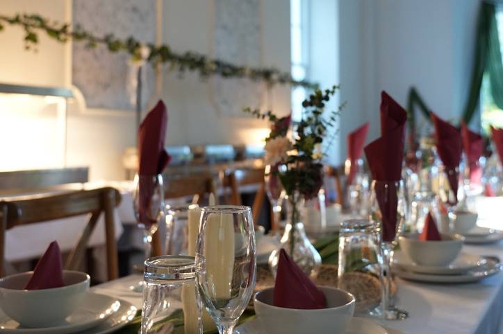 Elegant Wedding Table Styling