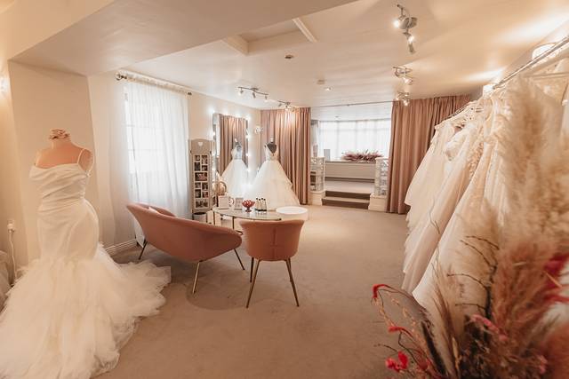 Pearl shop bridal boutique