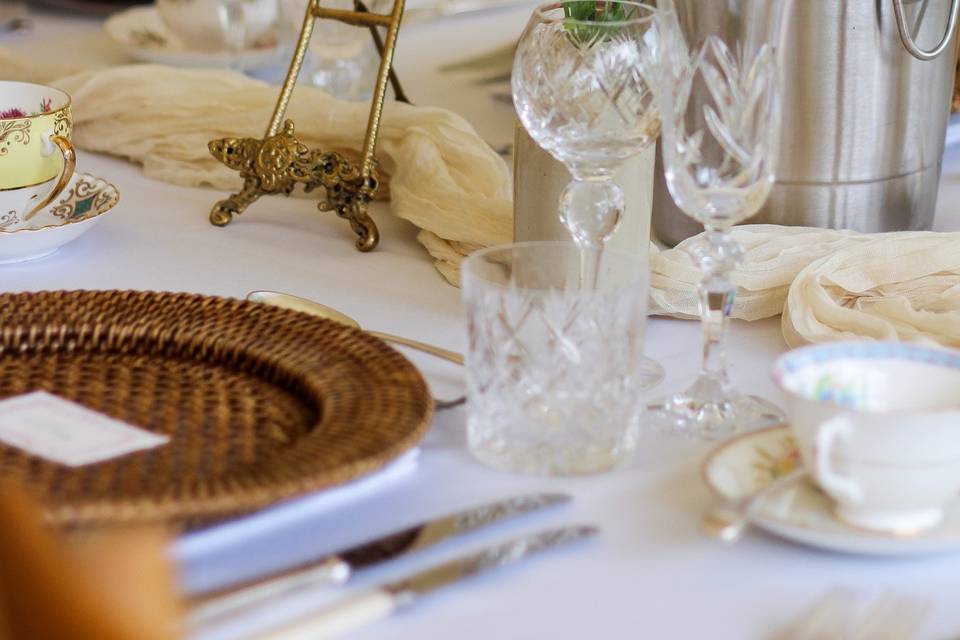 Table setting