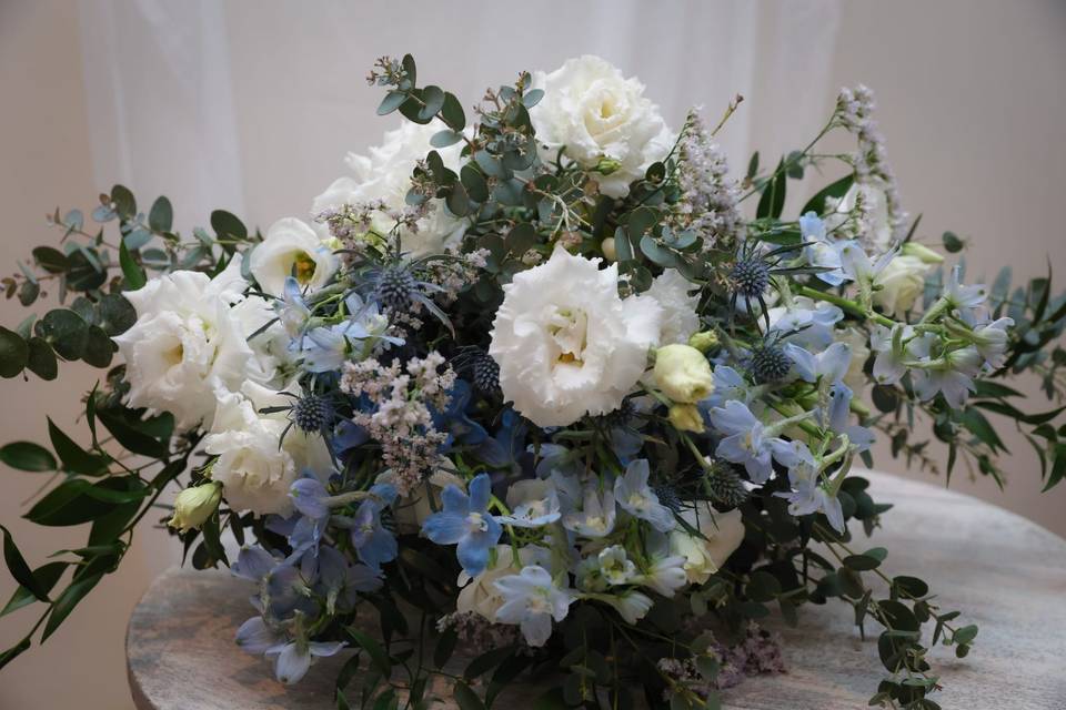 Bridal bouquet Frosty Blue.