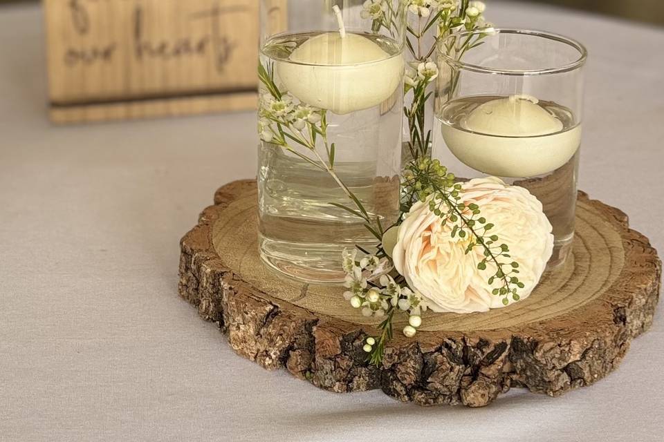 Floating candle centrepiece