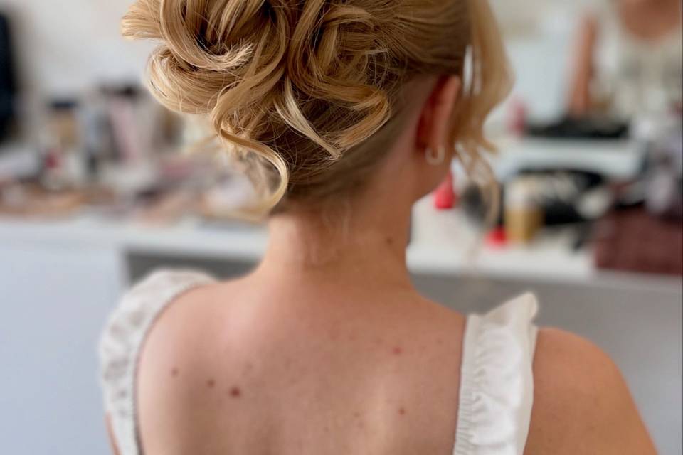 Textured bun