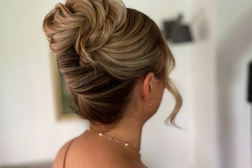 Pammy up do