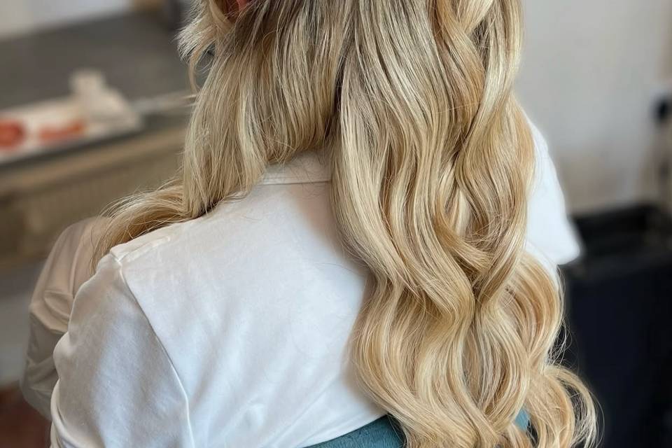 Bridal hair