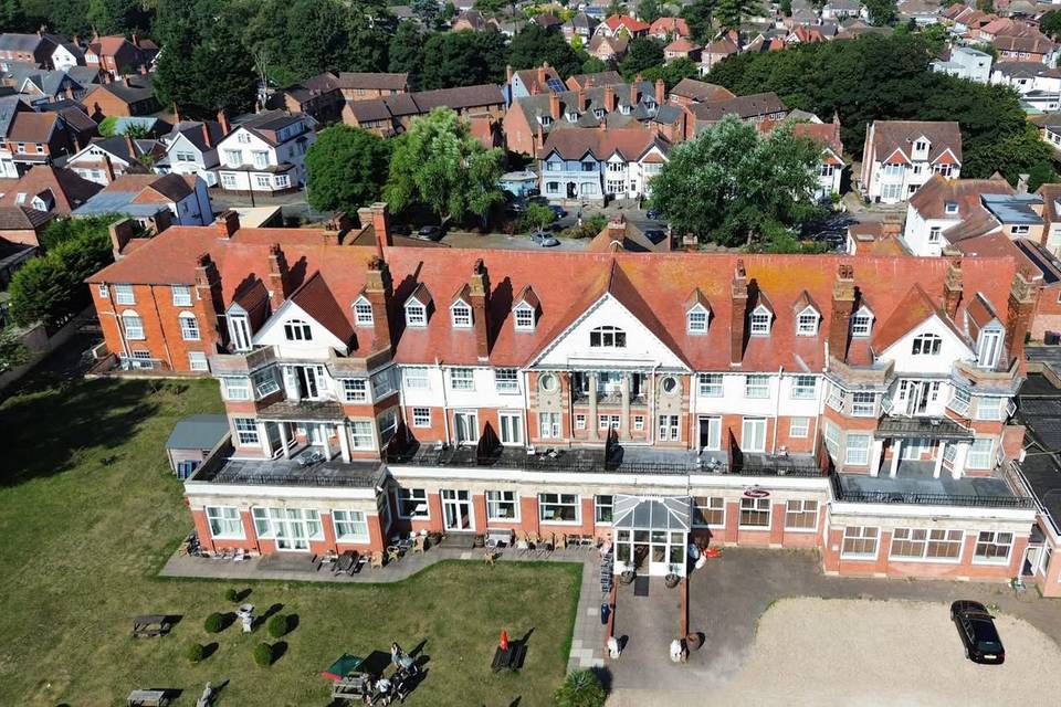 Royal Celebrations at The Royal Hotel