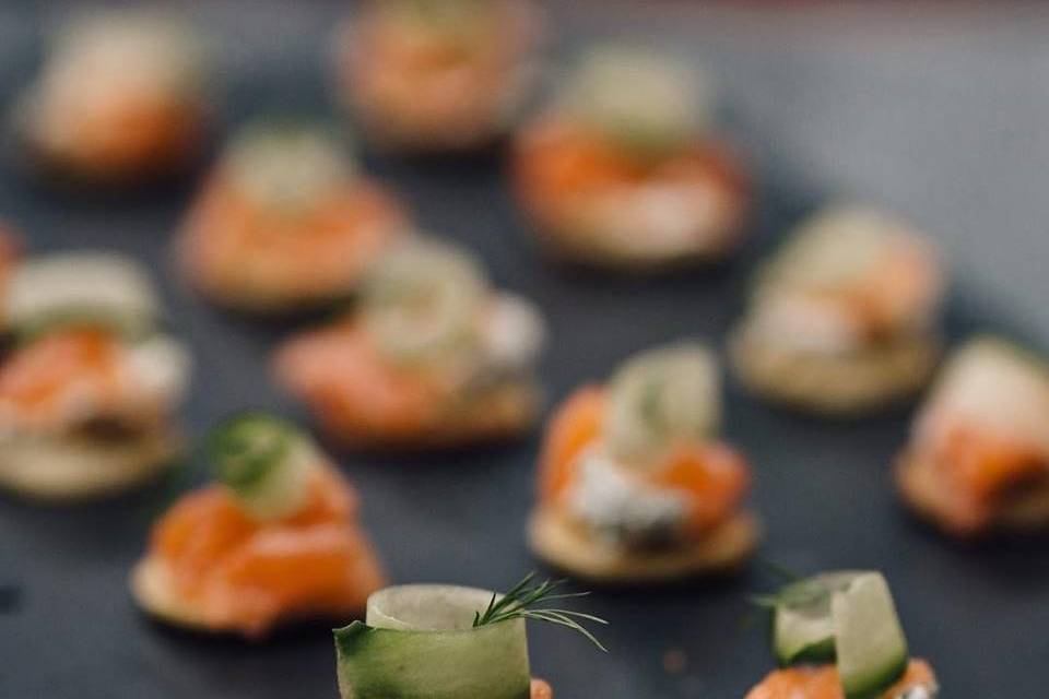 Bristol smoked salmon blini