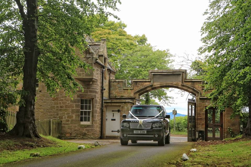 Arriving at Carberry Tower