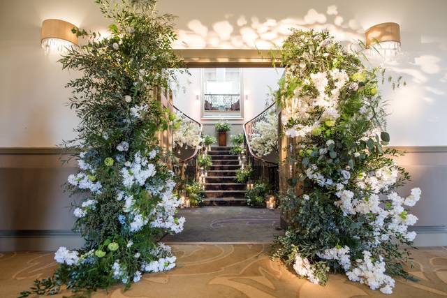 Entrance & staircase florals
