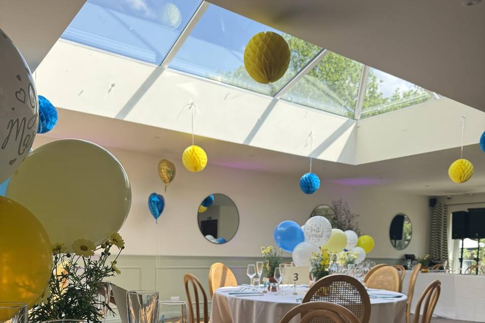 Round table hire