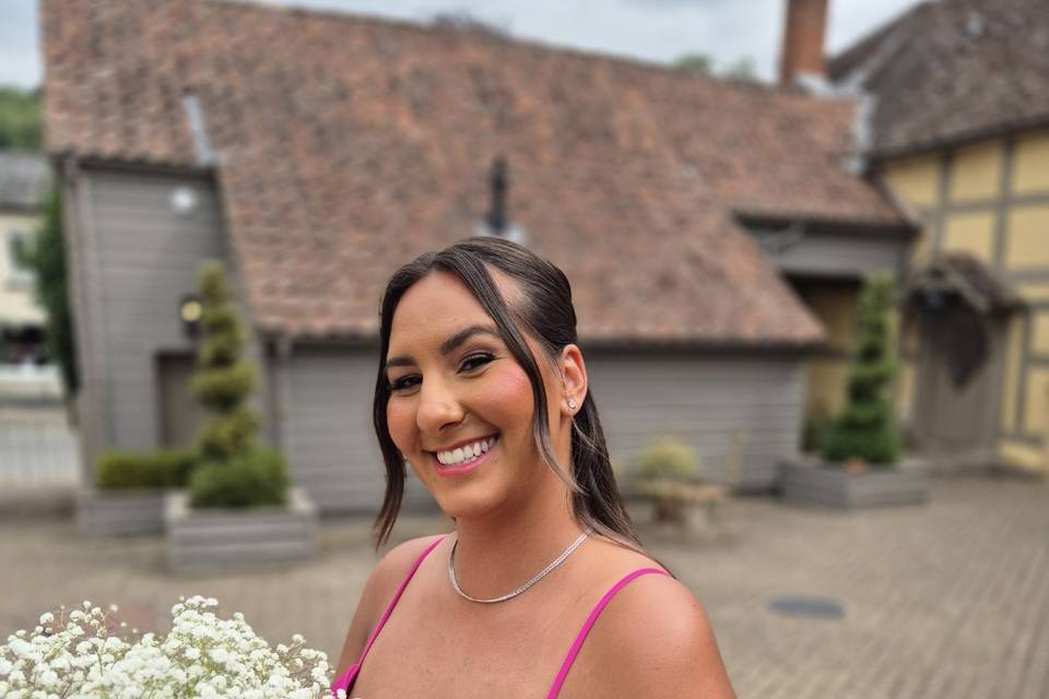 Bridesmaids in bright colours