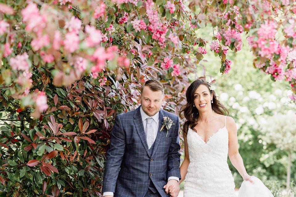 Spring wedding in Cheshire