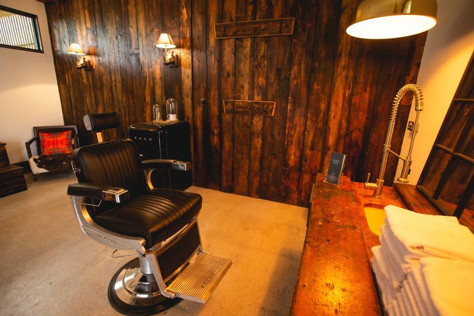 The BarBER Shed