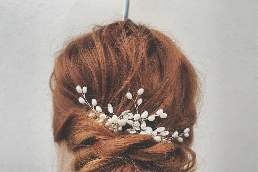 Updo and accessory