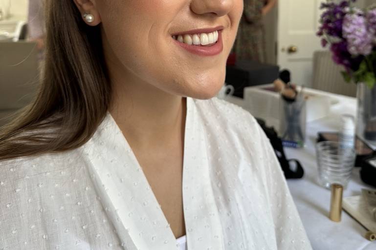 Radiant bridal makeup