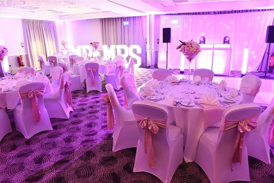 Pink theme with centrepieces