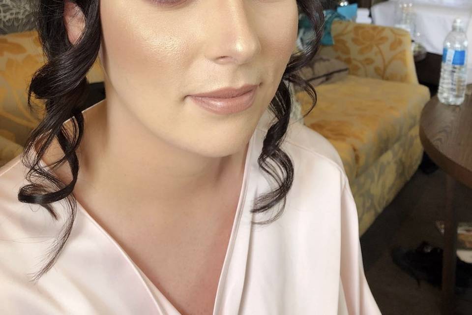 Bridesmaids make up