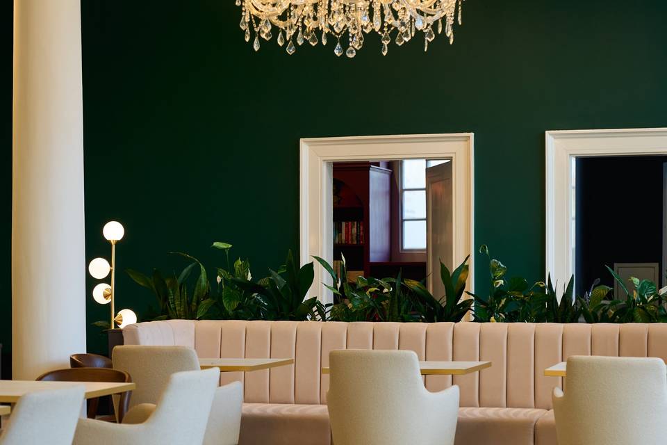 Heritage Lounge