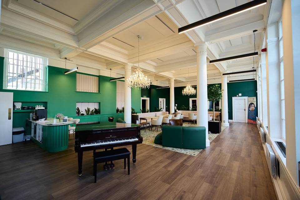 Heritage Lounge